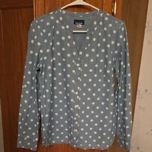 Basic Editions Blue Floral Button Down Shirt